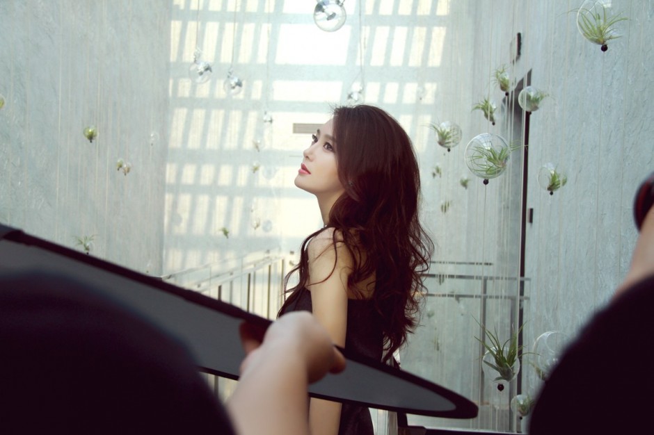 明道秦嵐疑戀情曝光 小動(dòng)作暴露兩人關(guān)系