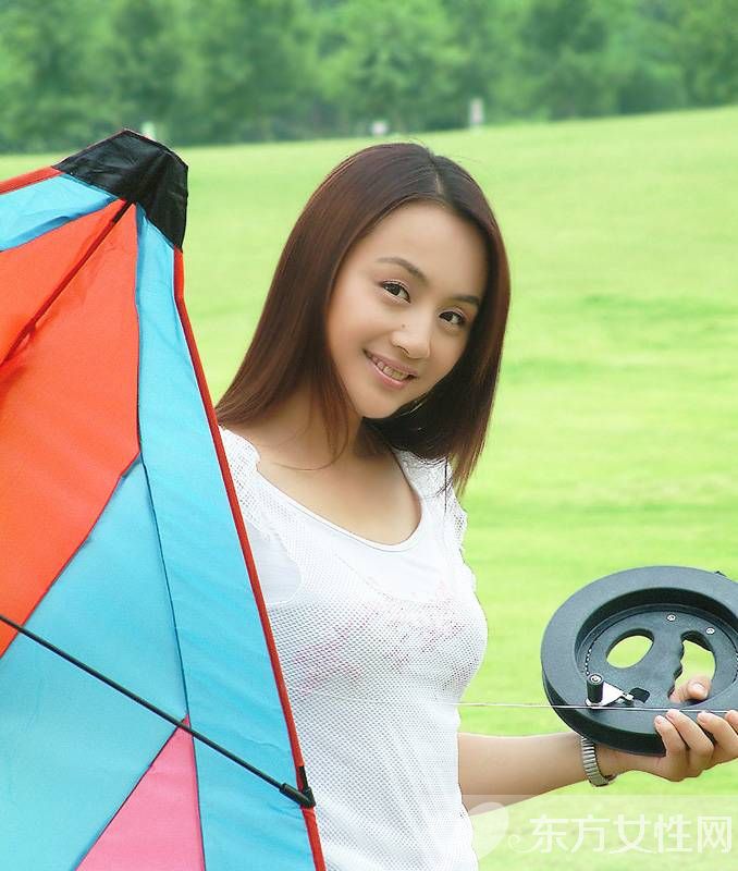 曹穎個(gè)人資料大揭秘 曹穎現(xiàn)任老公是誰(shuí)