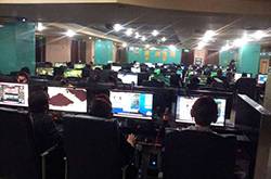 女子新婚之際準(zhǔn)新郎失蹤 警察竟在網(wǎng)吧找到