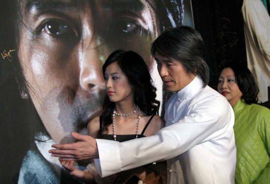 周星馳睡黃圣依4次是真的嗎 周星馳曾要求吊帶素顏見面