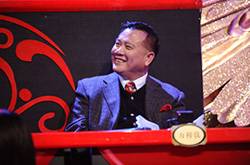 萬梓良近況曝光 萬梓良老婆郭明黎資料