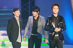 側(cè)田曹格為什么打架 側(cè)田為暴力事件衷心道歉