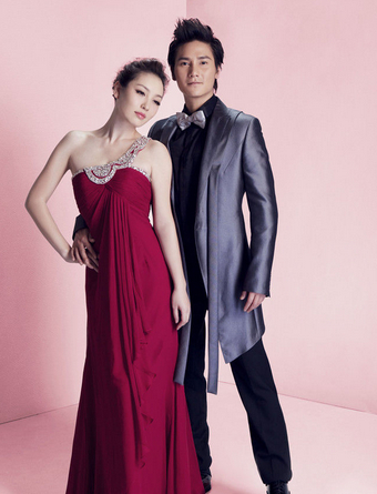 丁子峻老婆吉祥資料