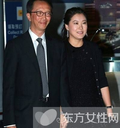  跳水皇后 伏明霞近況 伏明霞梁錦松差26歲的豪門(mén)婚姻