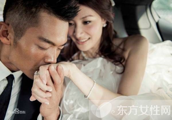 林丹謝杏芳離婚了嗎 林丹一條短信打動(dòng)謝杏芳