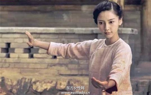 Angelababy抽煙喝酒紋身 黃曉明還一直愛著她