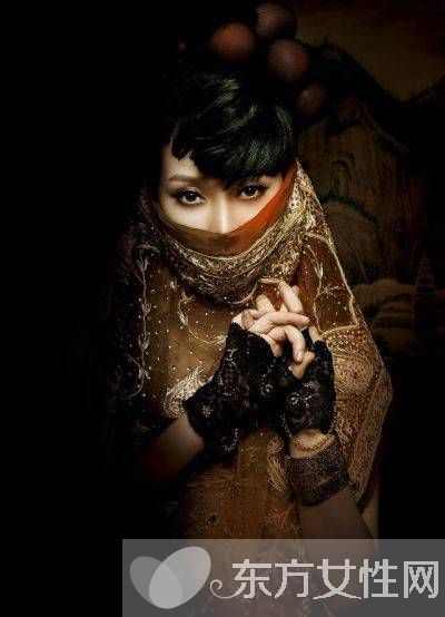 薩頂頂個(gè)人資料 薩頂頂富豪老公遭熱搜