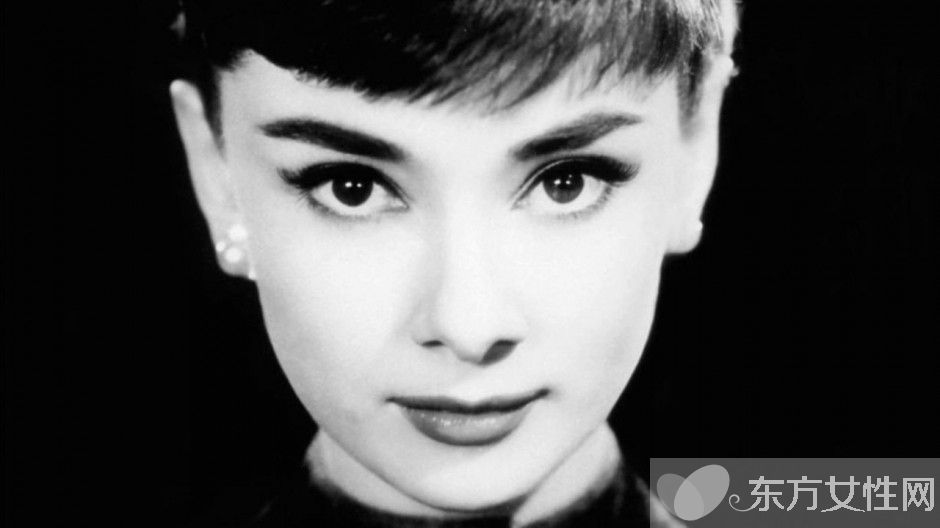 奧黛麗赫本的老公是誰(shuí) 奧黛麗赫本個(gè)人資料簡(jiǎn)介