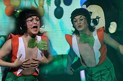 包貝爾和王祖藍是什么關(guān)系 包貝爾調(diào)侃兩人是雙胞胎