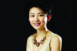 央視主持人王小丫情史大曝光 王小丫的現(xiàn)任老公是誰