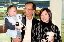 跳水皇后 伏明霞近況 伏明霞梁錦松差26歲的豪門婚姻