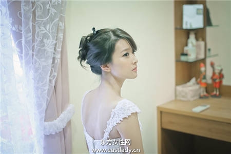 臺灣最美女醫(yī)生王彥文紅遍內(nèi)地 登上微博熱搜榜