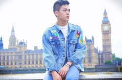 曾舜晞?wù)輰Ρ日掌毓?大眼仔變臉遭吐槽像妖怪