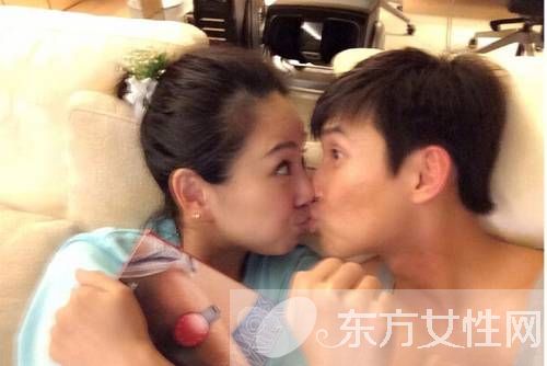 陳松伶和張鐸的女兒是誰 揭陳松伶張鐸的姐弟戀