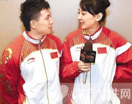 揭秘何雯娜陳一冰分手內(nèi)幕 回顧何雯娜陳一冰戀愛經(jīng)過