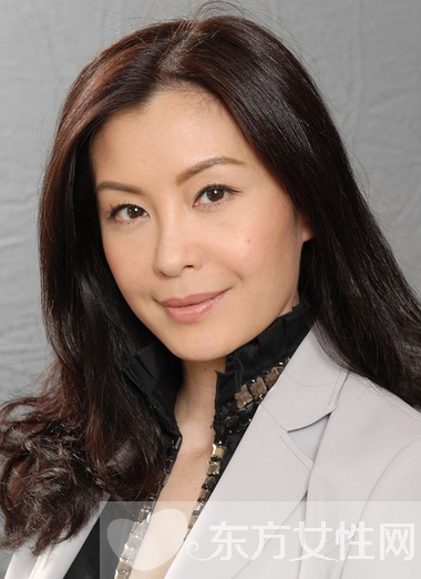 伍詠薇老公練海棠個(gè)人資料 伍詠薇這樣回應(yīng)老公出軌