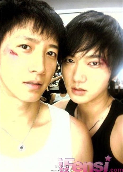 SJ坐客綜藝節(jié)目大方談韓庚、金基范