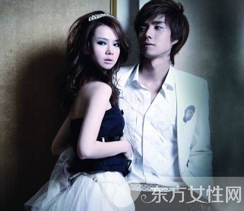 袁成杰戚薇什么關(guān)系 戚薇個(gè)人資料曝光