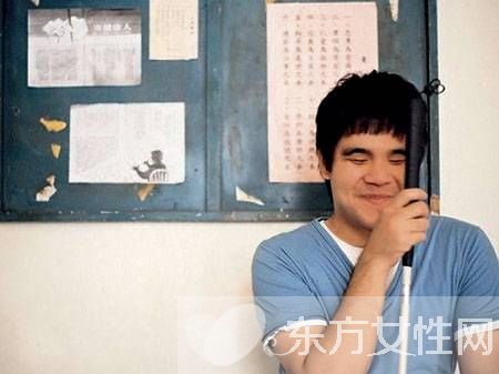 黃裕翔個(gè)人資料 盲人鋼琴家黃裕翔女友曝光