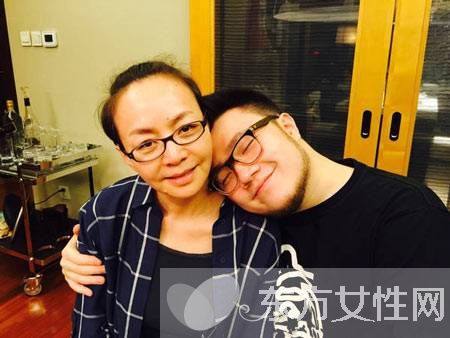 宋丹丹兒子巴圖個人資料 巴圖口才不亞宋丹丹