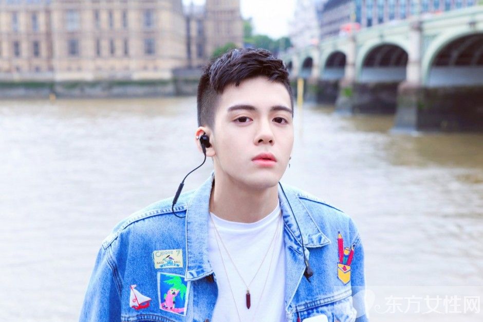 曾舜晞?wù)輰?duì)比照曝光 大眼仔變臉遭吐槽像妖怪