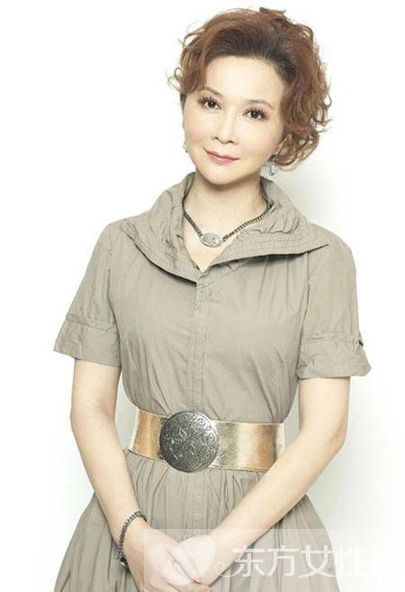 蔡明個(gè)人資料 蔡明老公是誰(shuí)大揭秘