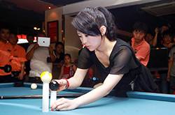 九球天后潘曉婷個人資料 潘曉婷低胸裝險些走光