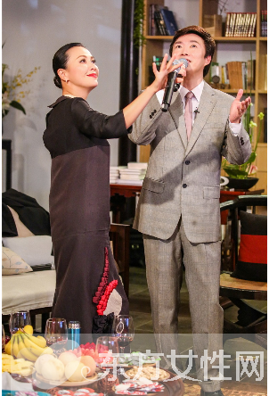 費(fèi)玉清老婆是誰  小哥 費(fèi)玉清個(gè)人資料