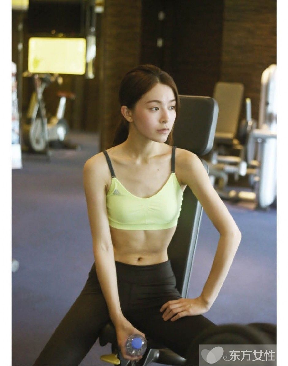 文詠珊個(gè)人資料 楊穎拒與文詠珊合照