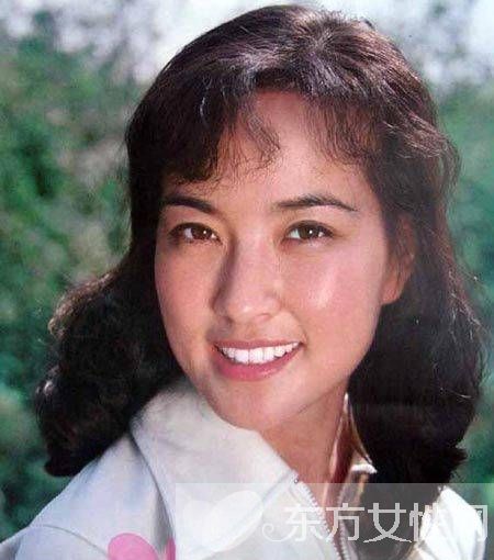 劉曉慶為什么坐牢 劉曉慶個人資料簡介