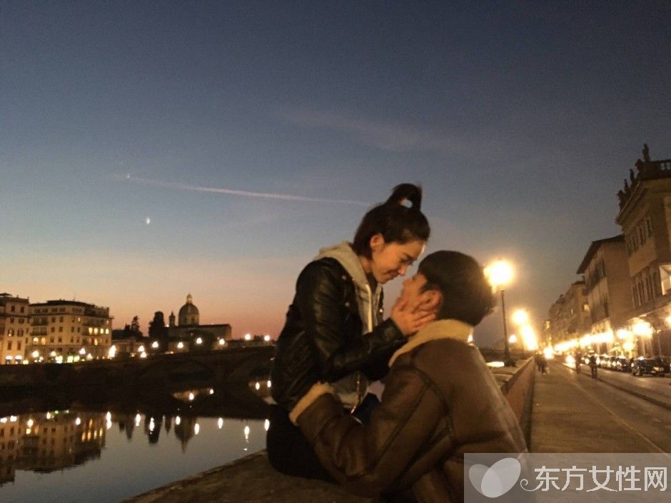 闞清子紀(jì)凌塵是怎么認(rèn)識(shí)的 闞清子紀(jì)凌塵親密照大曝光