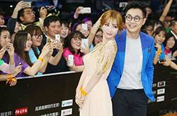 大鵬柳巖是什么關(guān)系 他們親密無間卻無關(guān)愛情