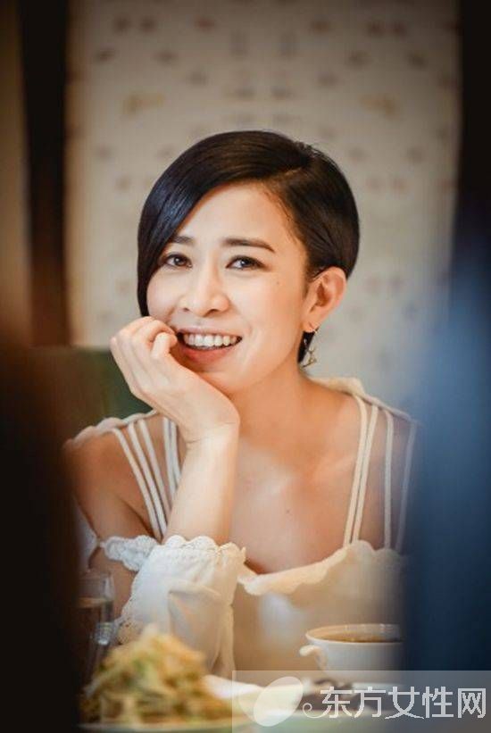 佘詩(shī)曼個(gè)人資料背景揭秘 TVB花旦佘詩(shī)曼成名史曝光