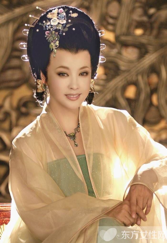 劉曉慶為什么坐牢 劉曉慶個人資料簡介