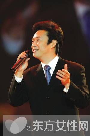 費(fèi)玉清老婆是誰  小哥 費(fèi)玉清個(gè)人資料