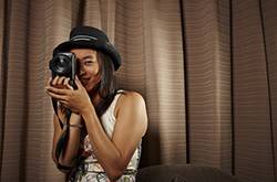 吳宇森女兒吳飛霞個(gè)人資料 吳飛霞因父母當(dāng)上了演員