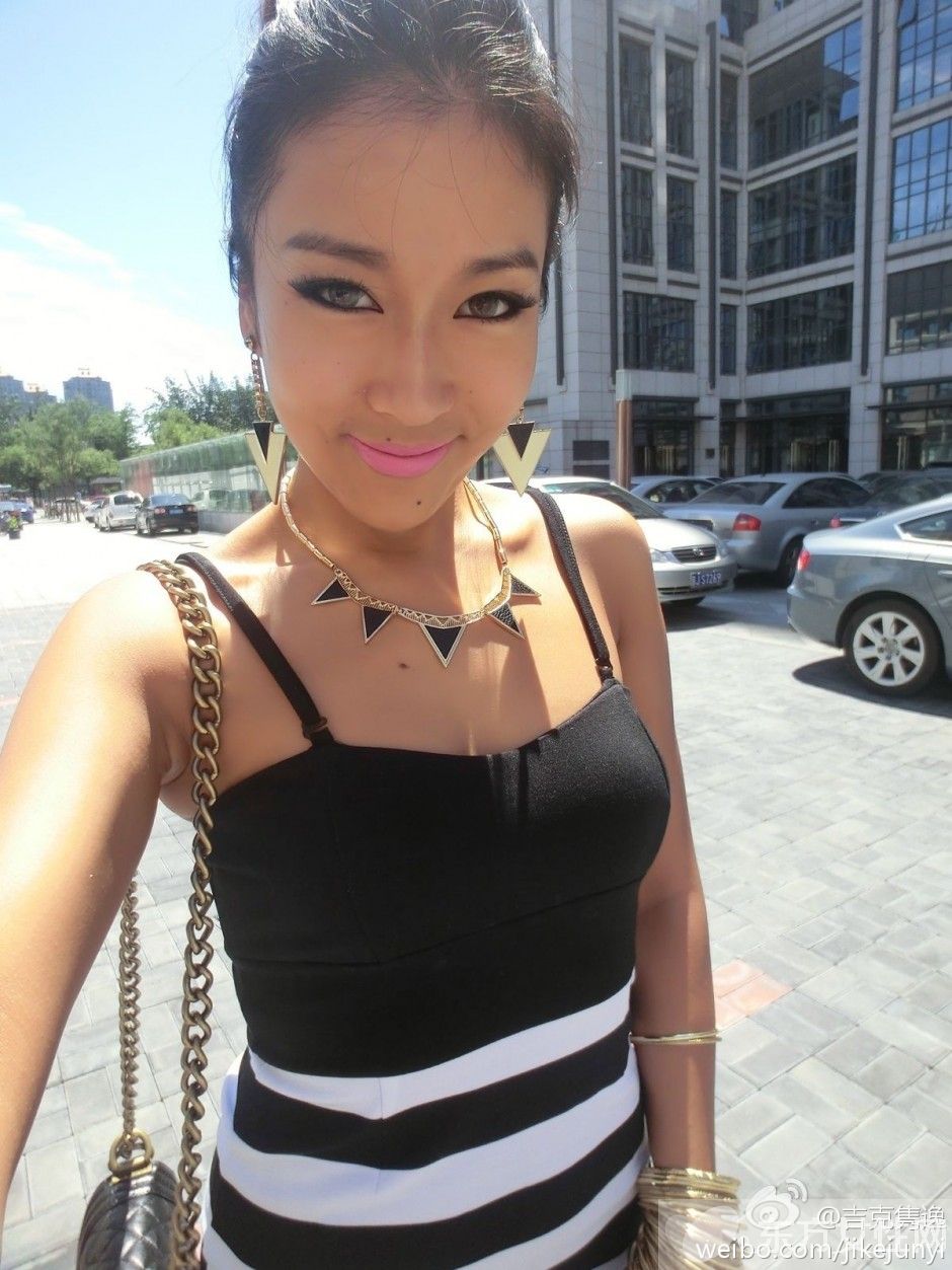 吉克雋逸個人資料 吉克雋逸富二代男友身份曝光