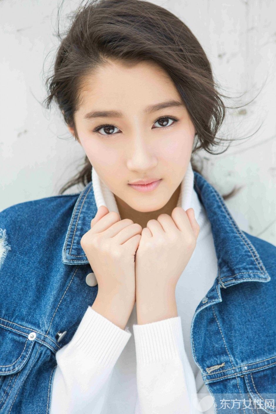 關(guān)曉彤的男朋友是誰  關(guān)曉彤家庭背景大起底