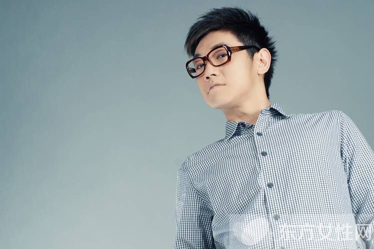 主持人田源個人資料 田源曾向丈母娘保證不會離婚