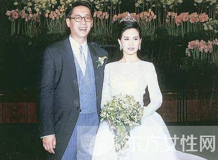 何超瓊許晉亨世紀(jì)婚禮成全港熱話 可 賭后 贏了事業(yè)輸了家庭