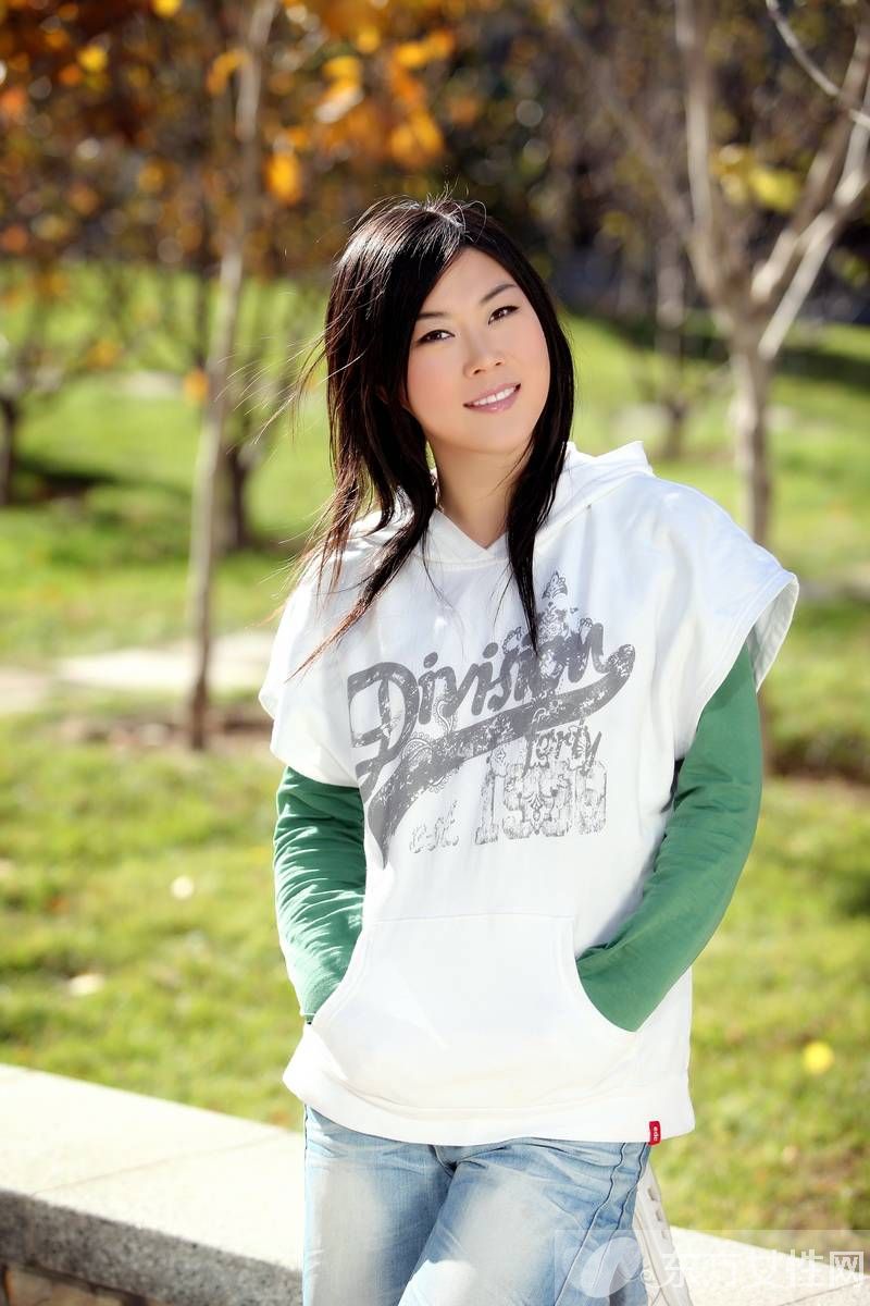 西單女孩任月麗資料 從地下通道歌手逆襲成 億萬(wàn)富姐