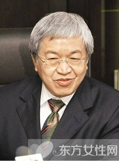 香港打工皇帝霍建寧勵(lì)志故事 曾賣 橙 賺千億