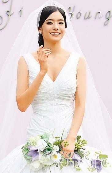 揭秘韓彩英老公顯赫家庭背景 韓彩英兒子曝光