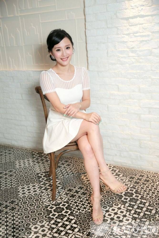 香港艷星陳靜三級(jí)片艷照 與杜汶澤上演大尺度激情誘惑