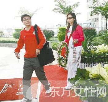 馮軻個人資料曝光 超女張靚穎曾為馮軻當了小三