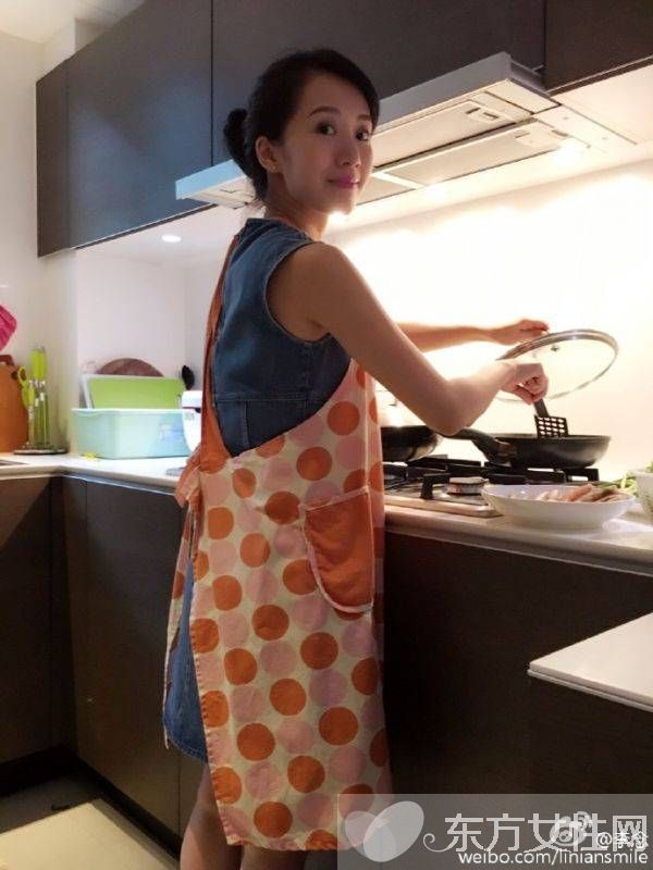 闊太李念老公是誰 闊太李念菜場(chǎng)買菜還價(jià)獲贊接地氣