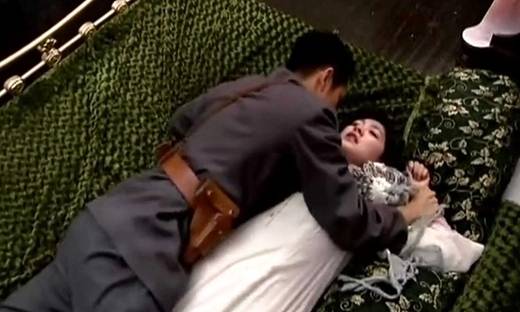 李小冉鐘漢良是什么關(guān)系 鐘漢良喜歡李小冉是真的嗎