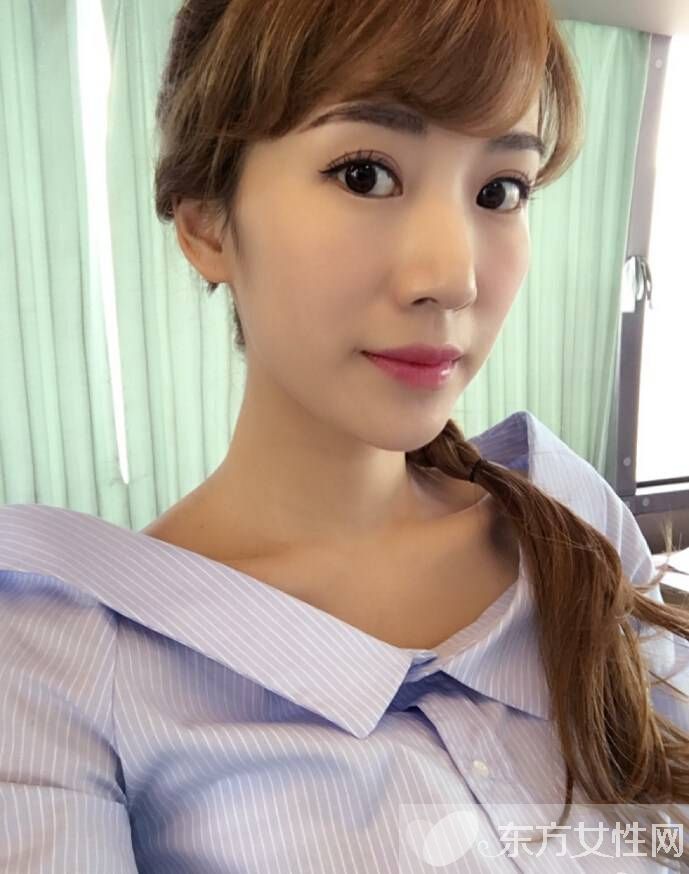 闊太李念微博曬海量炫富照 李念曬自拍被網(wǎng)民吐槽