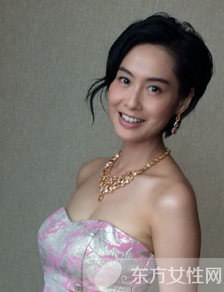 朱茵個人資料 朱茵稱與周星馳戀愛是噩夢的開始