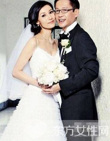 原來是她嫁進(jìn)了豪門 盤點(diǎn)年過40嫁入豪門的女明星